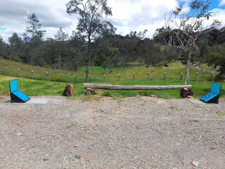 Hermosa Casa Campestre Moderna "Rancho La Marina" Chiquinquirá Eksteriør billede